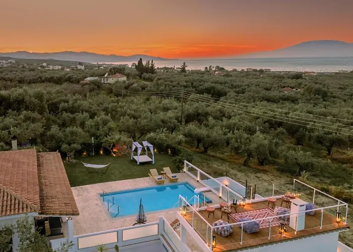 Farao With Private Pool, By Zantewize *