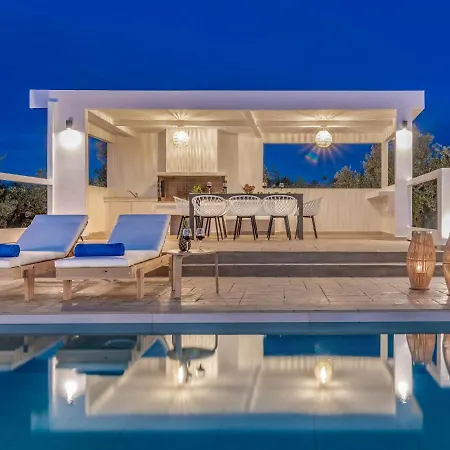 Villa Farao With Private Pool, By Zantewize *