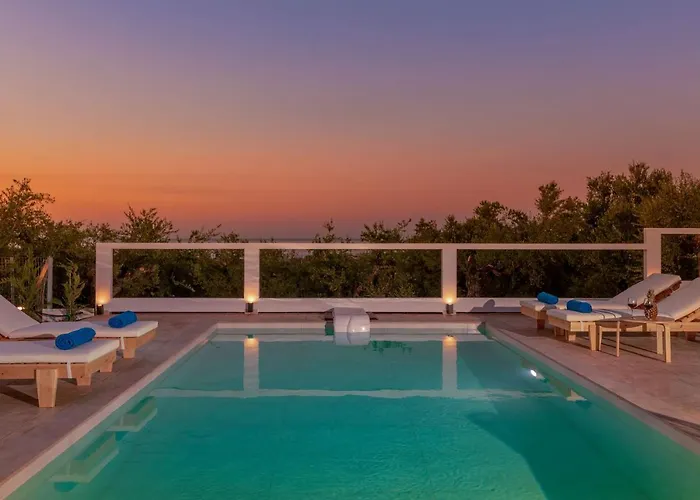 Farao With Private Pool, By Zantewize Βίλα Κυψέλη